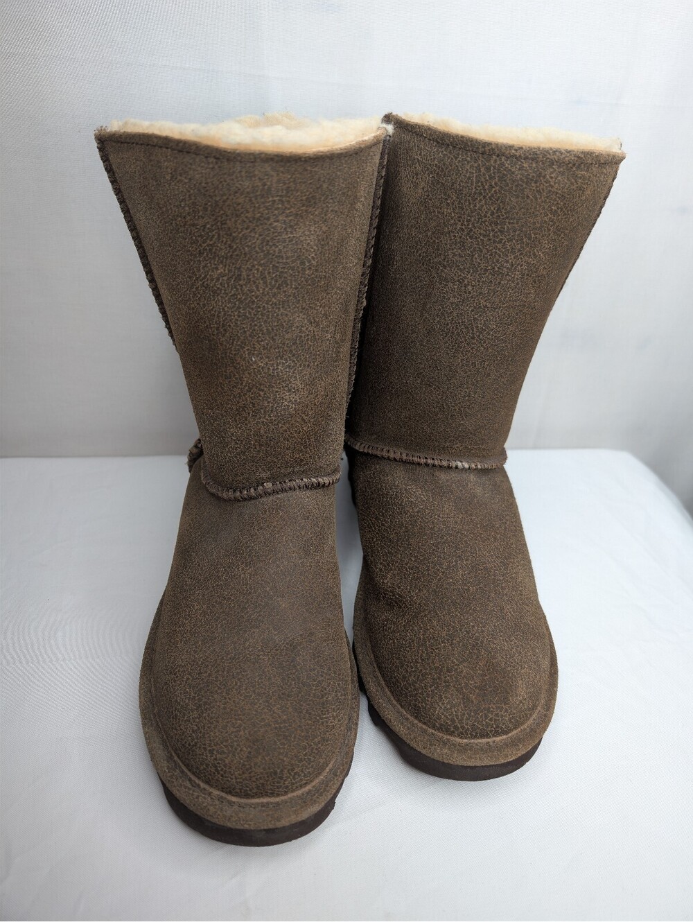 Bearpaw Women's Shearling Lined Suede Boots Size 6
